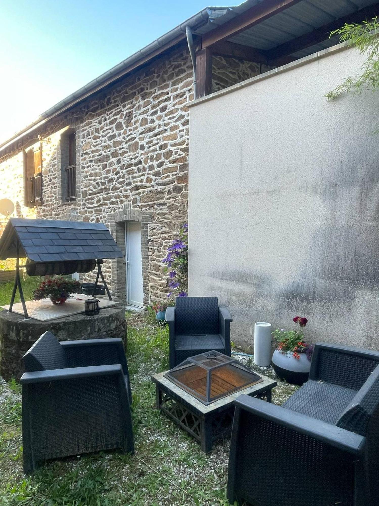 Les Gites Du Gauliat Espartignac Eksteriør bilde